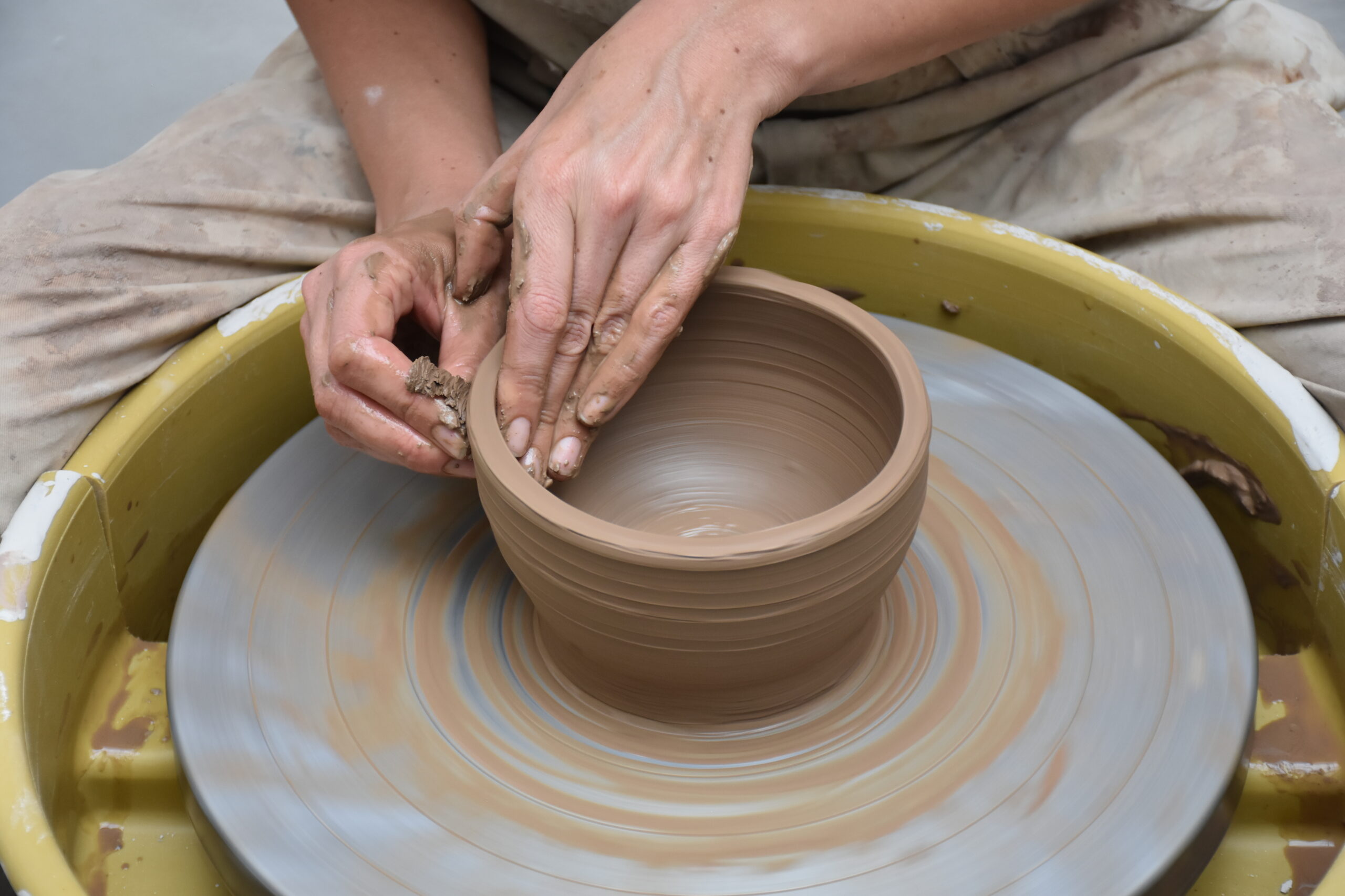 Torneta electrónica  Torno ceramica, Cerámica artesanal, Torno alfarero