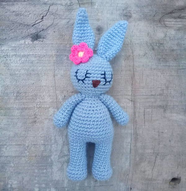 AMIGURUMIS: Teje tu conejo