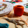 Relieve Salvaje: Taller de bordado - Image 3