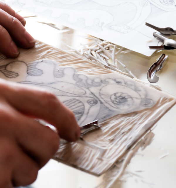 Taller de ilustración, grabado, impresión en tela y encuadernación artesanal - Image 4
